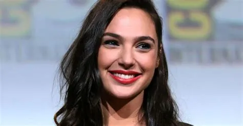 The 100+ Most Beautiful Women Of 2018, Ranked By Fans