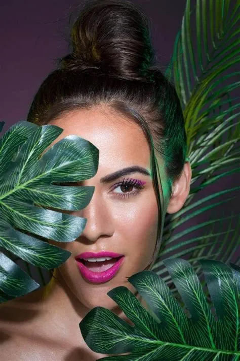 Petite Models / Pin on Petite Models / Discover professional petite ...