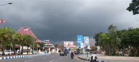 Prediksi Cuaca Jember, Setelah El Nino, La Nina Akan Datang - Radar Jember