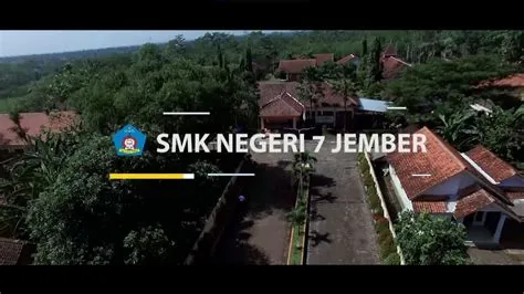 VIDEO PROFILE SMKN 7 JEMBER - DRONE - YouTube