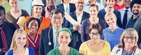 Civic Cuties in Uniform: A Survey of America’s Most Attractive ...