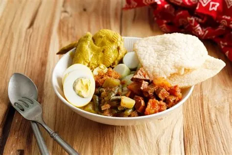 10 Makanan Enak Nusantara, Favoritmu Nomor Berapa? - FiberCreme