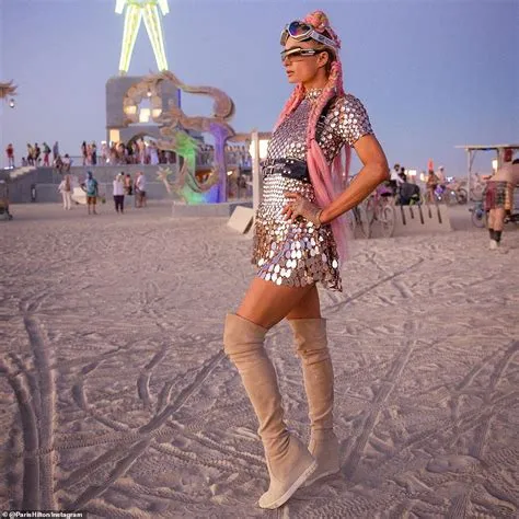 2022 Burning Man Photos Girls
