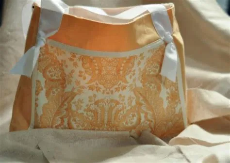 13 Scripture Tote Tutorials to Make {free patterns} – Tip Junkie