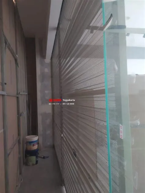 Rolling Door One Sheet Full Perforated Berkualitas di Hardware Roxy ...