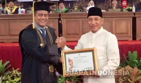 UIN KHAS Gelar Wisuda, Dewan Pengawas BLU Resmi Dapatkan SK - SUARA ...