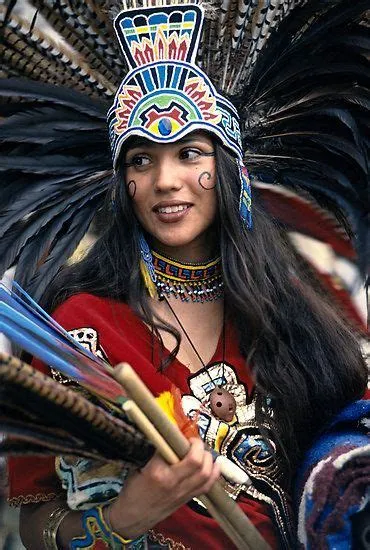 Aztec Dancer | Aztec culture, Beauty around the world, World cultures
