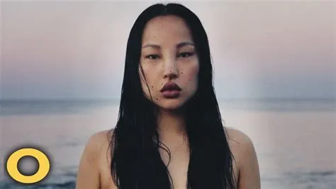 15 Most Unique Beautiful Women Around The World - YouTube