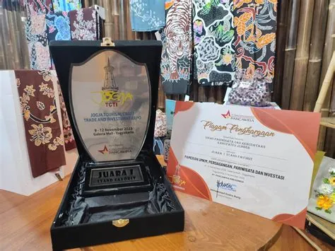 Dinas Pariwisata Jember Kembali Raih Penghargaan Stand Terfavorit ...