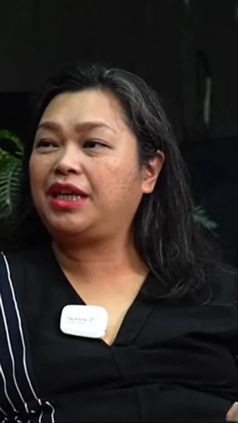 Lama Tak Muncul di Televisi, Begini Kisah Pilu Marcella Lumowa ...