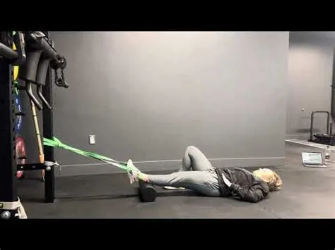 Long Axis Hip Distraction - YouTube