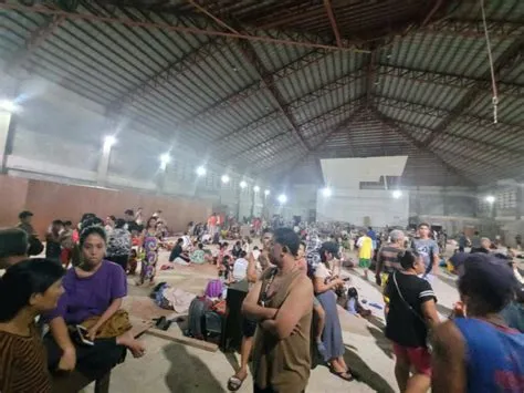 Strong quake in Philippines triggers tsunami warnings and evacuations ...