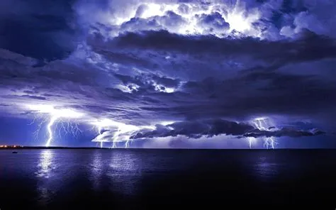 Lightning And Thunder Nature at Francisco Donnelly blog