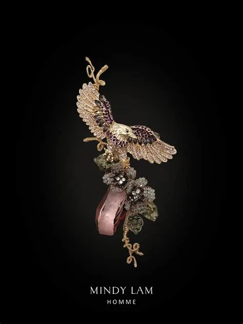 Men's Lapel Pin - Soaring Eagle – Mindy Lam Jewelry