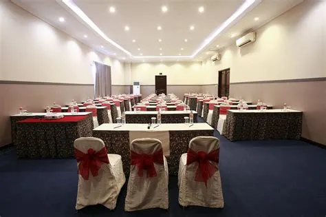 HOTEL 88 JEMBER (AU$29): 2023 Prices & Reviews (Indonesia) - Photos of ...