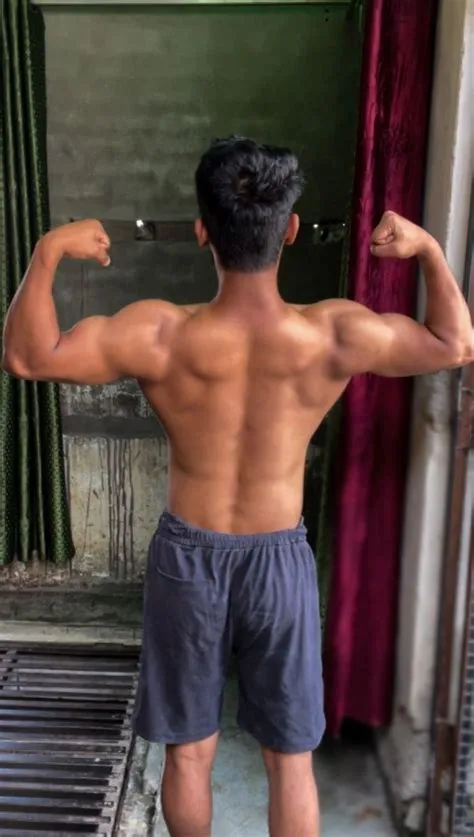 Back pose | Back workout bodybuilding, Gym photos, Gym photography