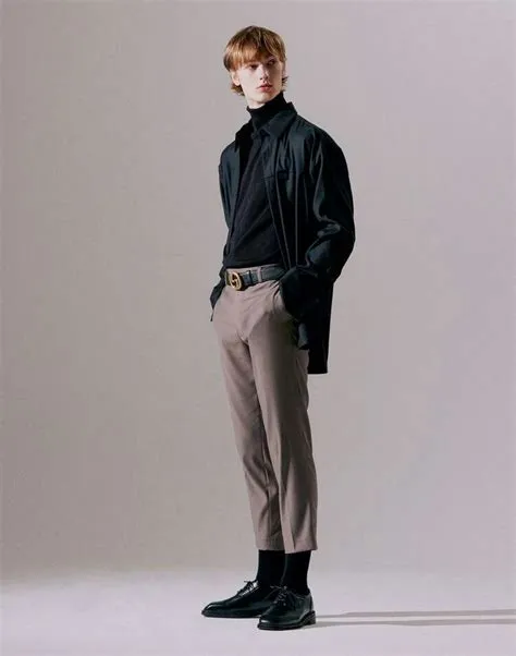 by Misoyka on reference | Human poses reference, Fashion, Male ...