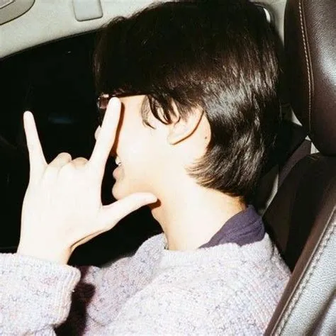 on Random pretty faces