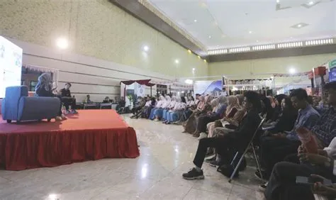 Giliran Mahasiswa UIN KHAS dan Siswa SMKN 4 Jember Kulik Jurnalistik di ...