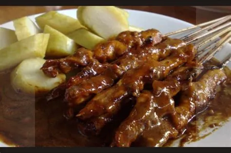 Miftahurrizqon Fadhil: Ini 6 Makanan Paling Enak Di Indonesia