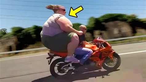 Tout Le Monde A Ri Quand Il A Épousé Une Fille Moche Et Grosse. 3 Ans ...