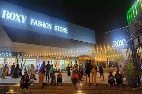 Roxy Square Situbondo Tempat Belanja Baju Lebaran yang Nyaman Dengan ...