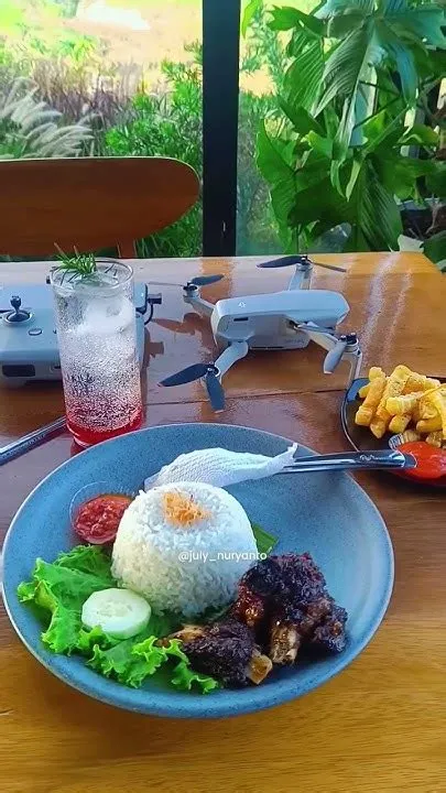 Sekar Cafe || Cafe Viral Terbaru di Pacet Mojokerto - YouTube