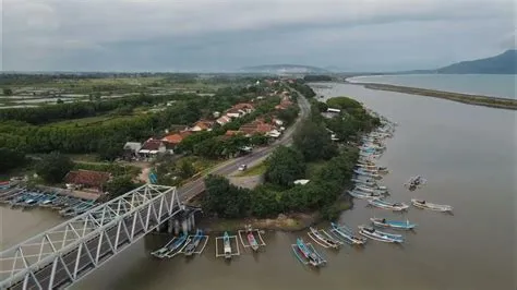 pantai puger jember - YouTube