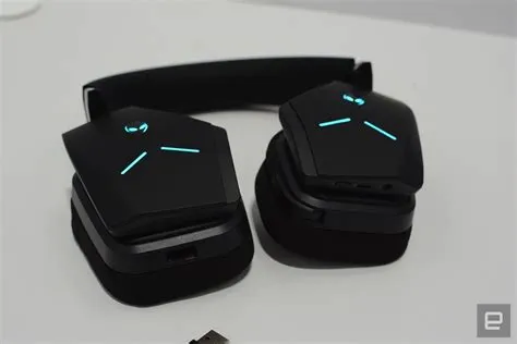 alienware_headset 4 - FunkyKit