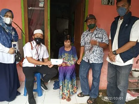 HUT Sekar Telkom XXII- Telah Menyerahkan Tali AsihKpd 5 PMP Jember – P2Tel