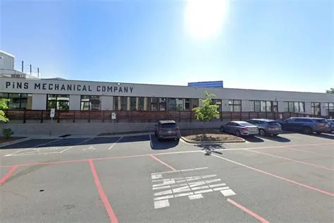 Pins Mechanical Co Charlotte Review & Photos | Game & Slide Bar