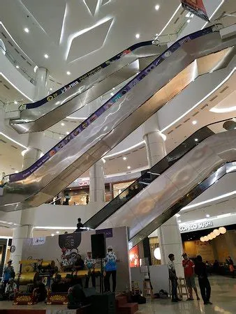 Lippo Plaza Jember (Indonesia) - Review - Tripadvisor