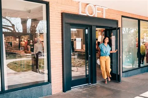 LOFT – Utica Square