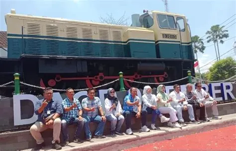 Lokomotif Jerman: Monumen Kebanggaan Jember, Warisan Sejarah Bernilai ...