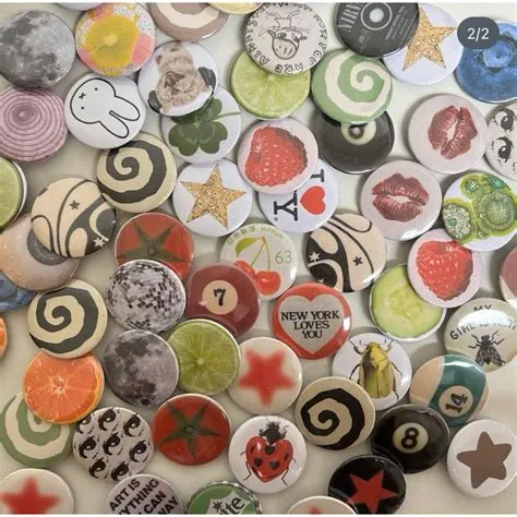 Jual y2k pin button vol 2 | y2k aesthetic retro vintage 2000s 8 ball ...