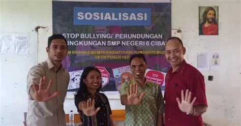 Guru MGMP Mata Pelajaran PPKN SMPN 6 Cibal Gelar Sosialisasi Anti ...