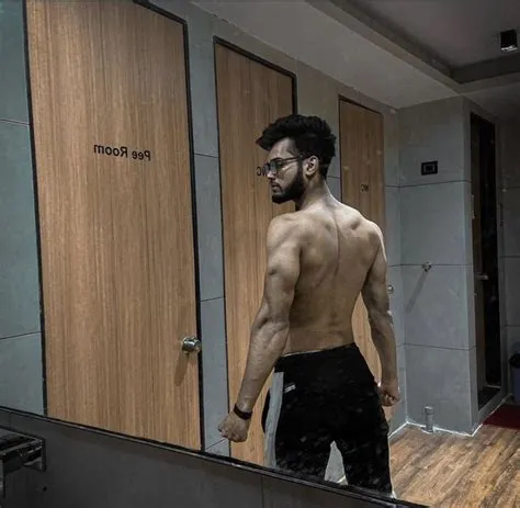 Back pose | Fitness, Muscular, Poses