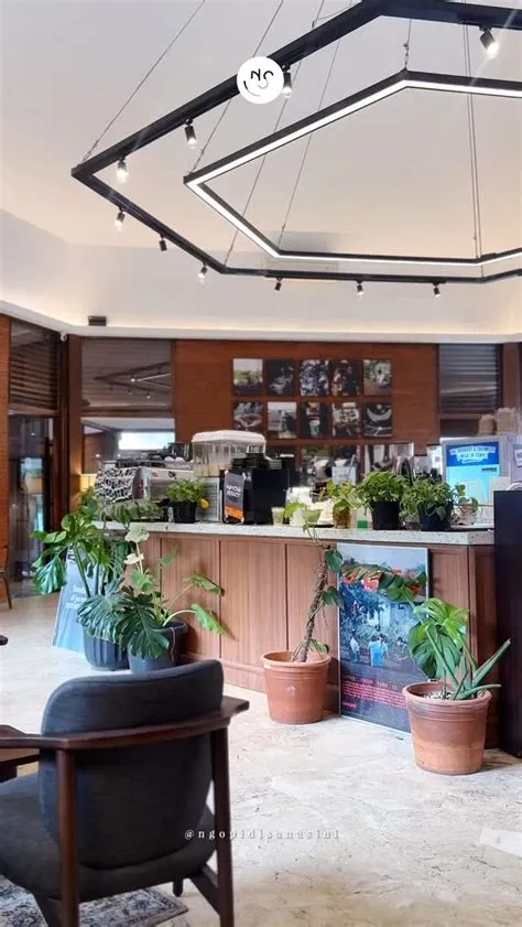 Kopi Titik Koma Tanjung Duren (@titikkoma.tanjungduren) • Instagram ...