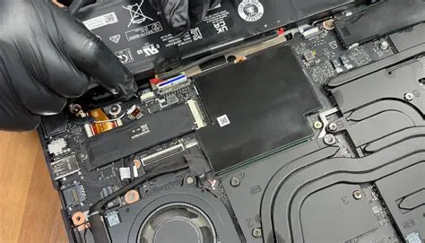 Hướng dẫn thay pin Acer Predator Helios 16 AI PH16-73