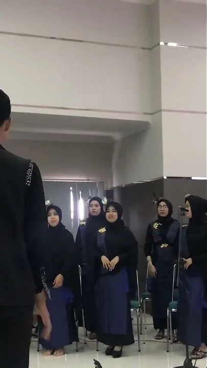 DIL LAGA LIYA Oleh PSM UIN KHAS JEMBER - YouTube