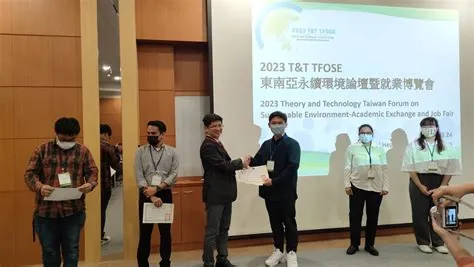 Dosen FT Unimed Raih Penghargaan Best Poster Pada Theory and Tehnique ...