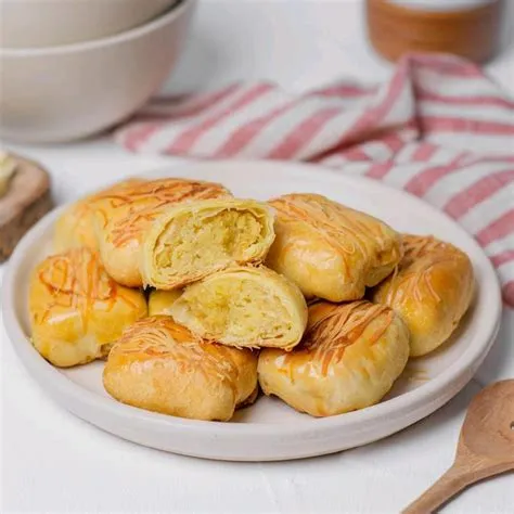 Pia Tape Asli Purnama Jati Oleh-oleh Khas Jember - Shop | Tokopedia