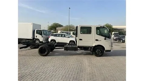 New Hino 300 Hino 714 Double Cab Chassis with Turbo & ABS 4.2 TON 2024 ...