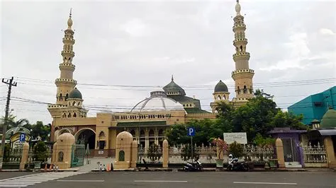 Alun-alun Purbalingga: Lokasi, Fasilitas & Daya Tarik