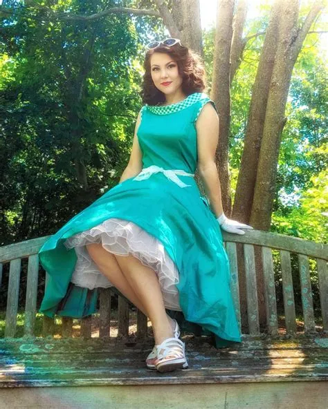 The Pinup Fashion Style Guide - Her Style Code