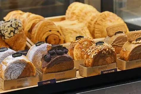 Sigap! Viral di Media Sosial, Conato Jember Sajikan Cromboloni dengan ...