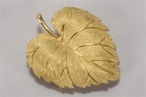 Tiffany & Co 18ct Gold Leaf Brooch - Brooches - Jewellery