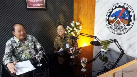 Hadirkan Studio Digital di HUT Ke-63, SMKN 2 Jember Kembangkan Metode ...