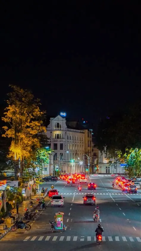 Medan Nightlife | Pemandangan kota, Fotografi perjalanan, Arsitektur ...