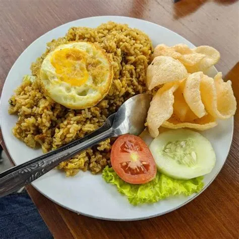 10 Rekomendasi Makanan Paling Enak dan Populer di Indonesia | Indozone.id